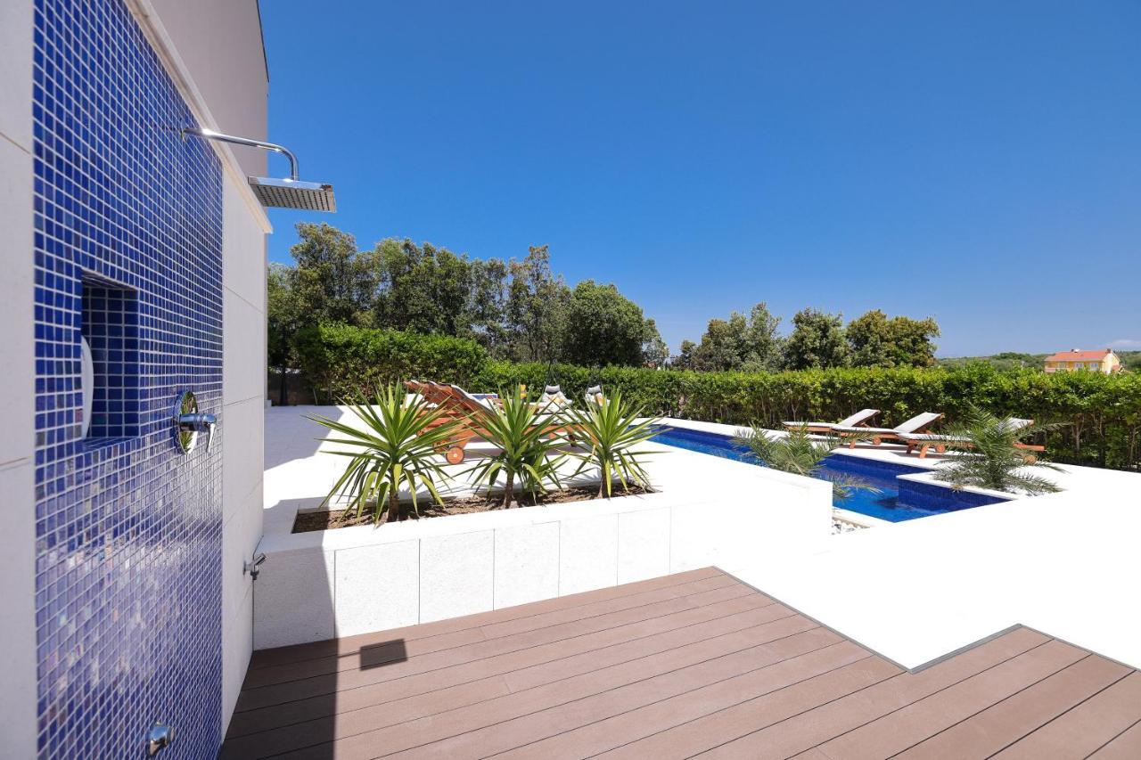 Villa Pino With Pool, Sauna & Jacuzzi Petrcane Exteriör bild