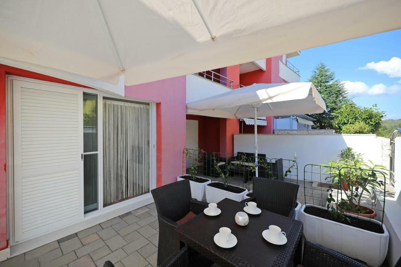 Villa Pino With Pool, Sauna & Jacuzzi Petrcane Exteriör bild